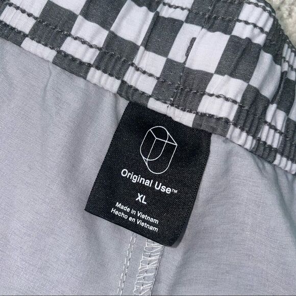 🏷️ 5 for $25 - Original Use: Checkered Swim Trunks - Picture 7 of 9